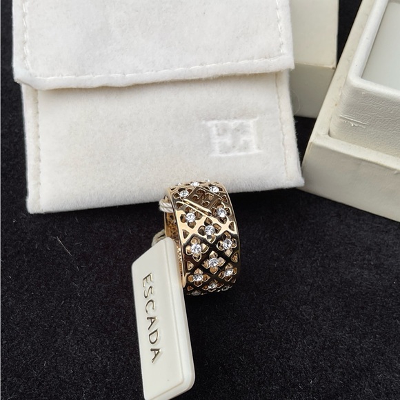 RARE Mint in Box ESCADA Gold Brass Band Ring Swarovski Stones & Logo Size 7 - Picture 13 of 14